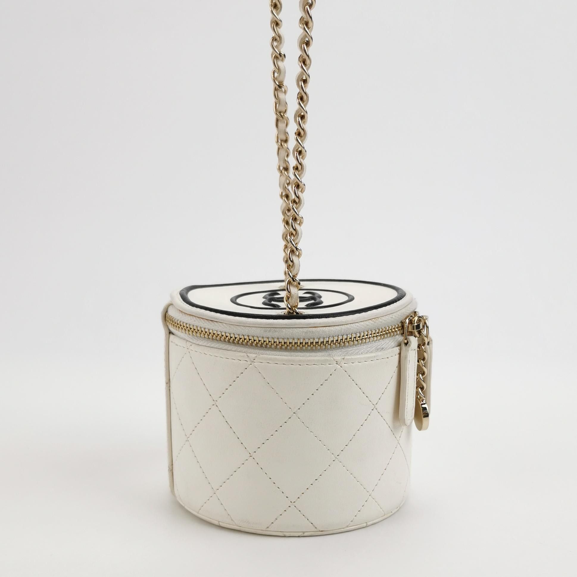 Chanel Chanel Women os Crossbody Bags Size ONE SIZE - 4 Thumbnail