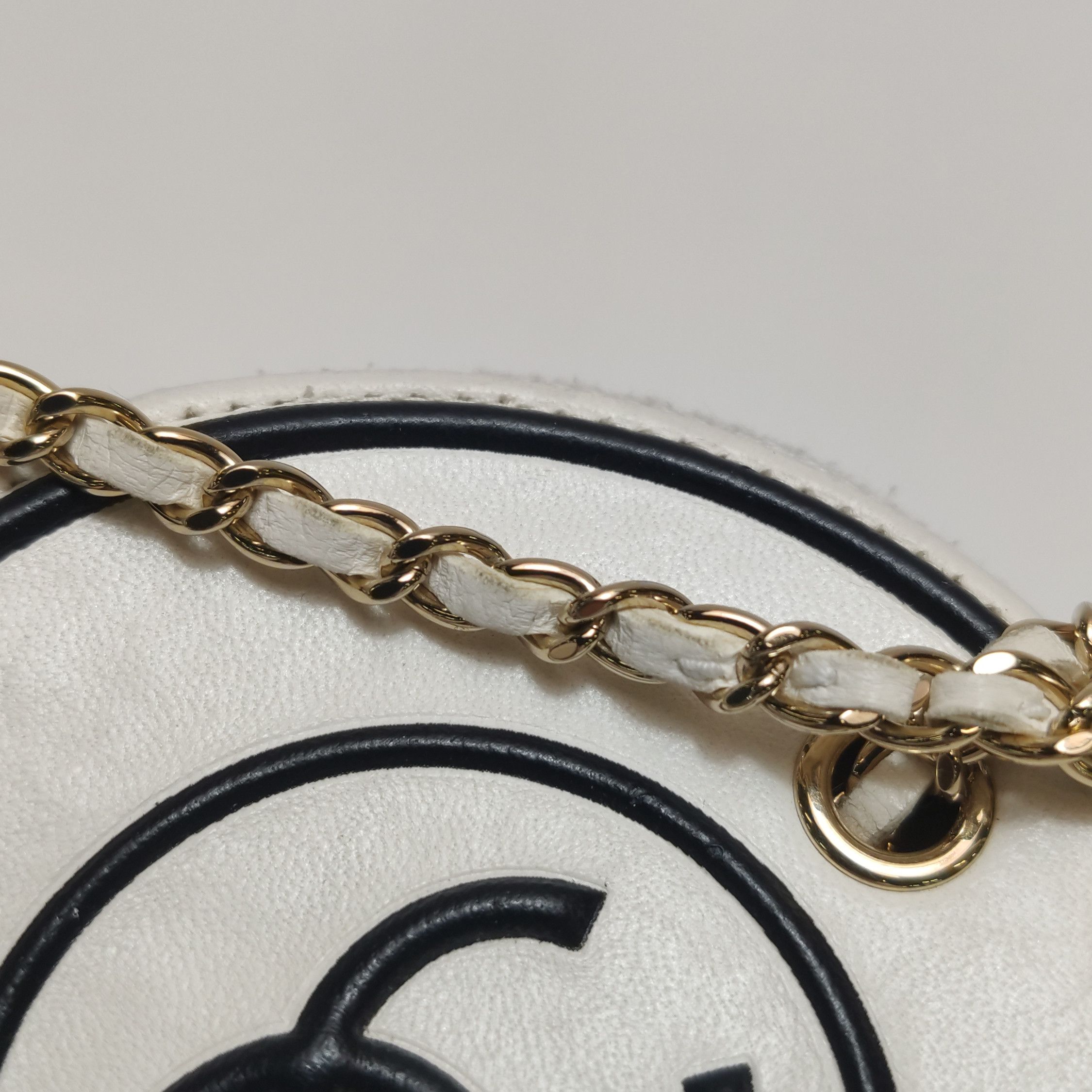 Chanel Chanel Women os Crossbody Bags Size ONE SIZE - 11 Thumbnail