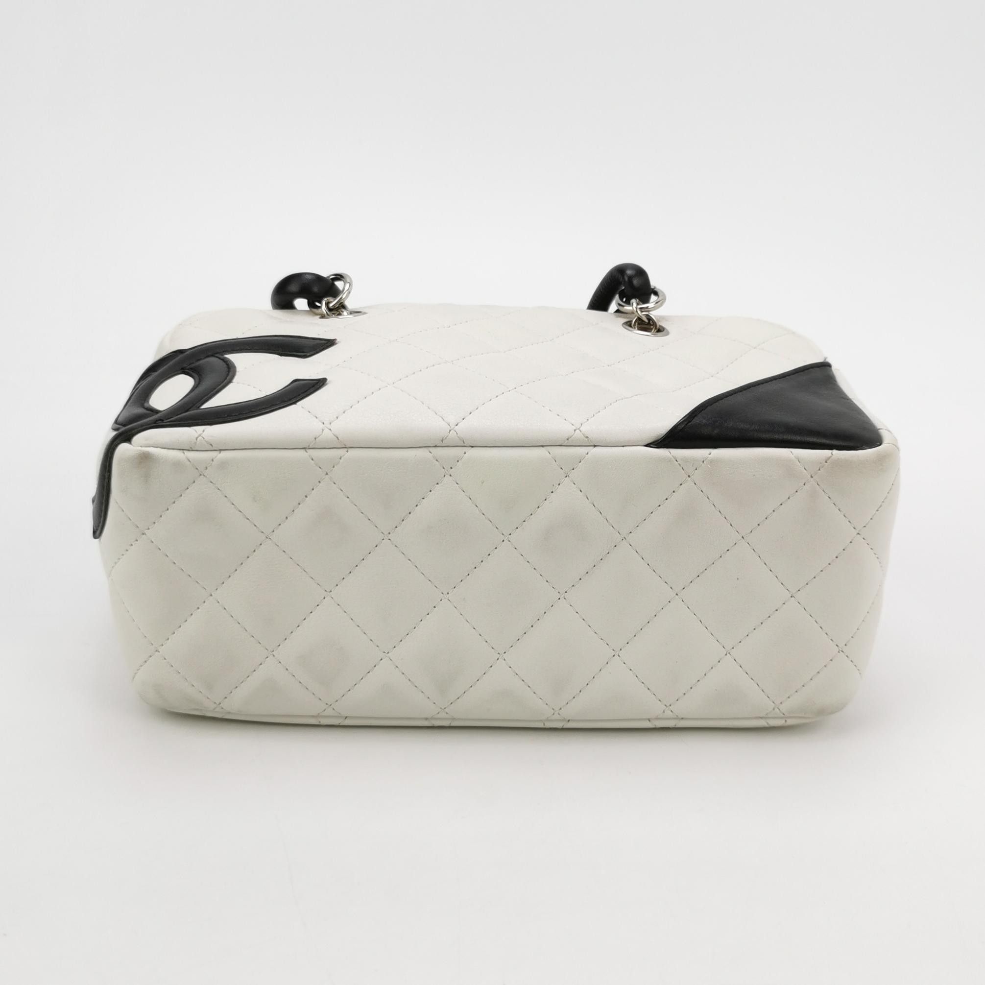 Chanel Chanel Women os Tote Bags Size ONE SIZE - 6 Thumbnail