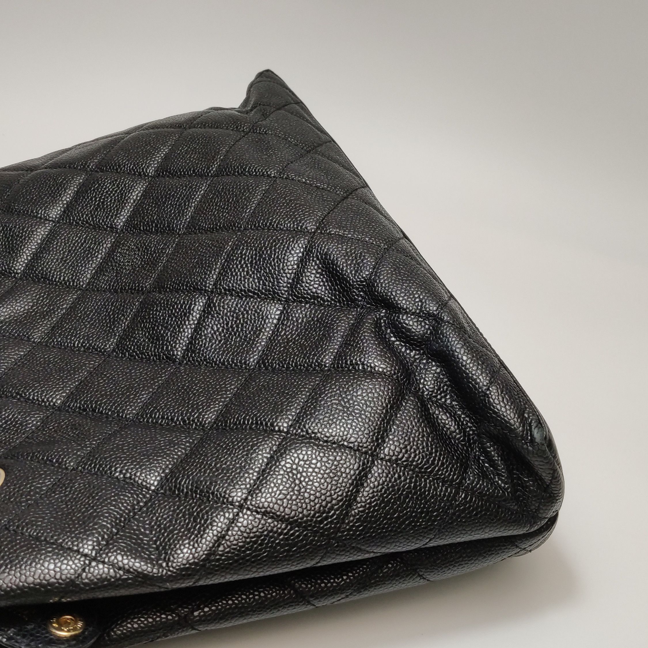 Chanel Chanel Women os Shoulder Bags Size ONE SIZE - 24 Thumbnail
