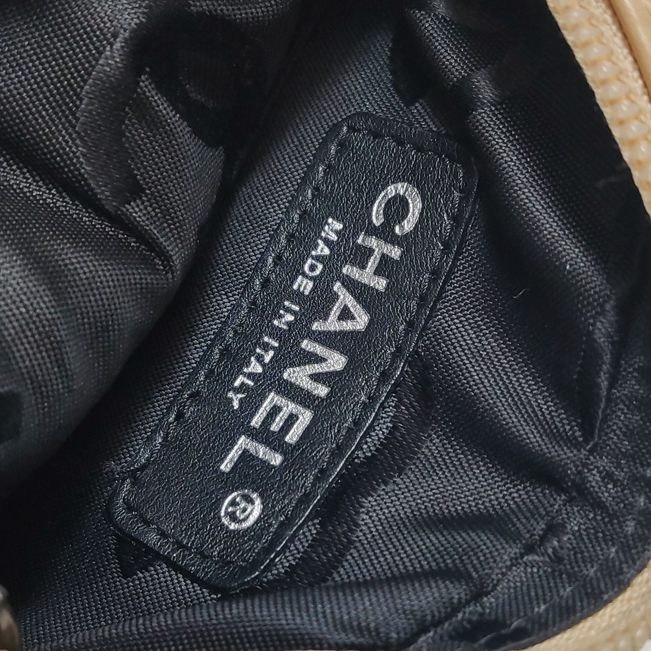 Chanel Chanel Women os Crossbody Bags Size ONE SIZE - 11 Thumbnail