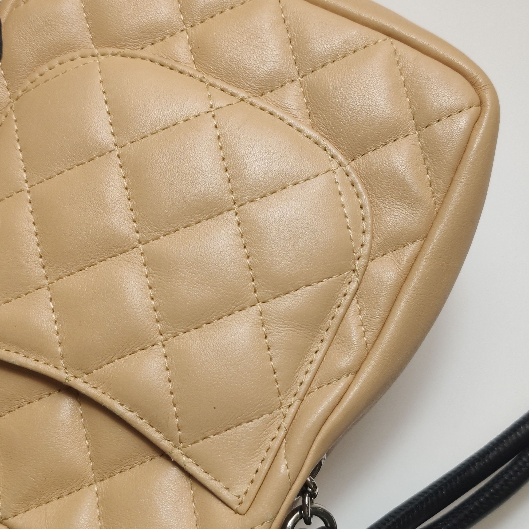 Chanel Chanel Women os Crossbody Bags Size ONE SIZE - 22 Thumbnail