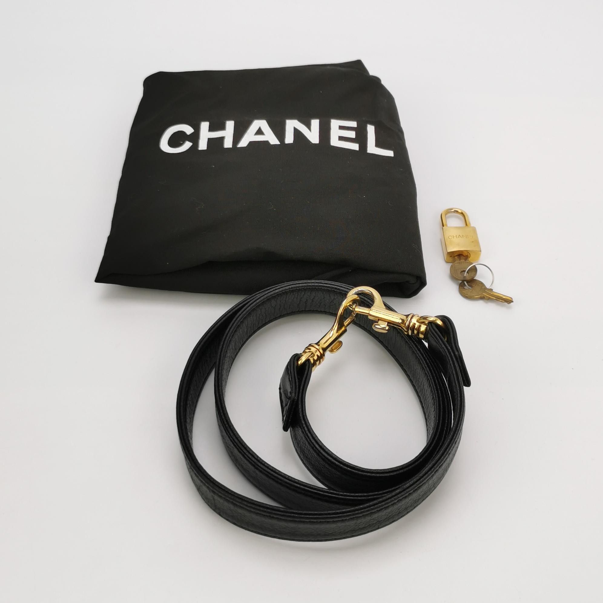 Chanel Chanel Women os Crossbody Bags Size ONE SIZE - 9 Thumbnail