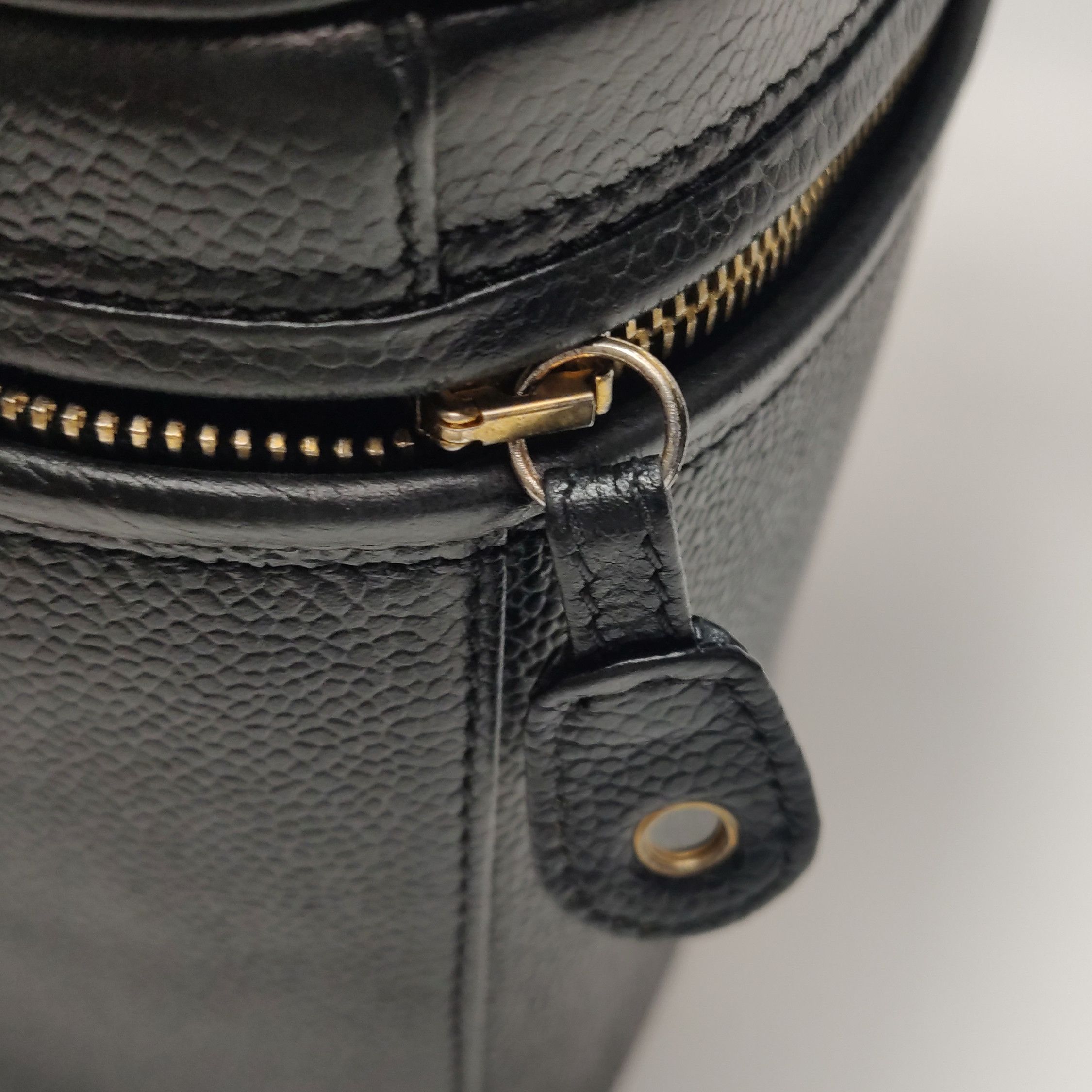 Chanel Chanel Women os Crossbody Bags Size ONE SIZE - 14 Thumbnail