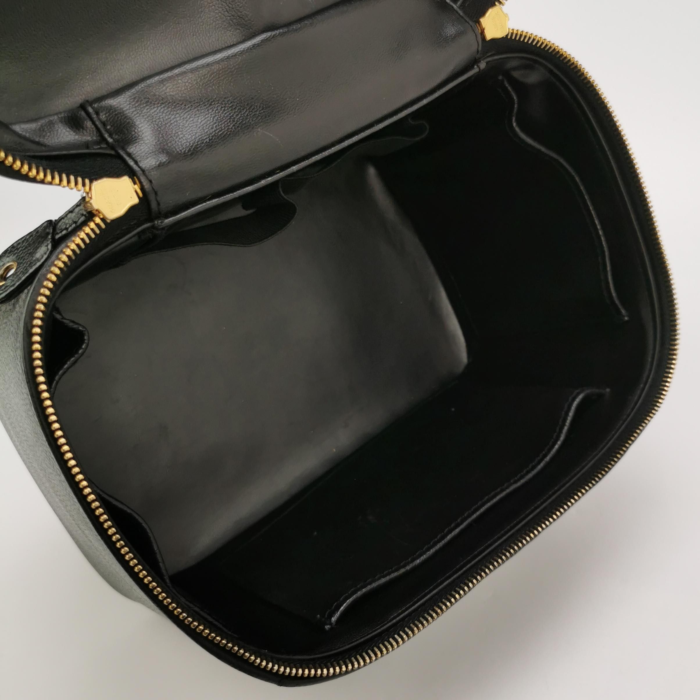 Chanel Chanel Women os Crossbody Bags Size ONE SIZE - 7 Thumbnail