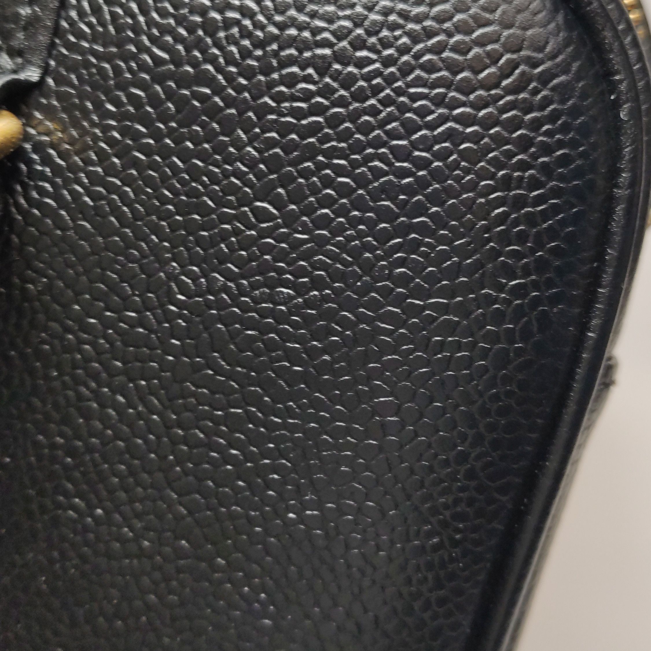 Chanel Chanel Women os Crossbody Bags Size ONE SIZE - 16 Thumbnail