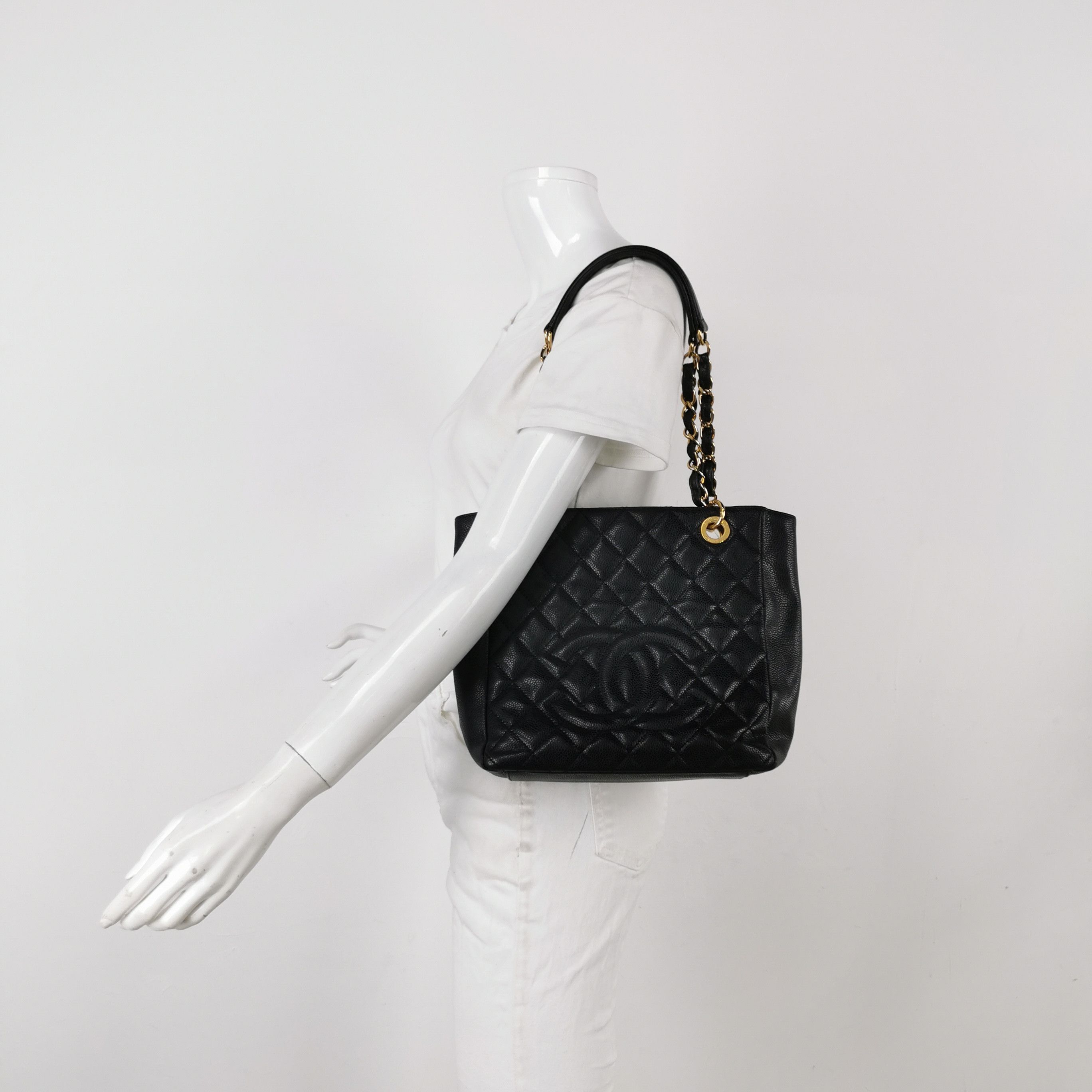Chanel Chanel Women os Shoulder Bags Size ONE SIZE - 2 Thumbnail