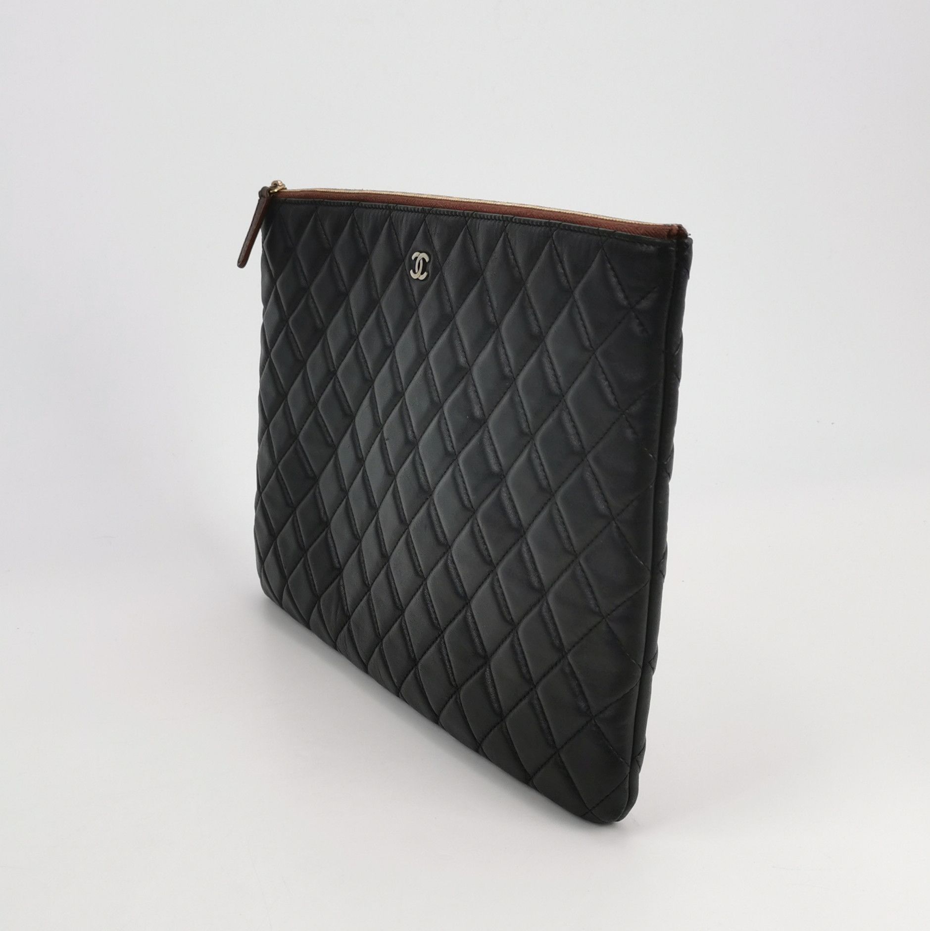 Chanel Chanel Women os Clutches Size ONE SIZE - 2 Thumbnail