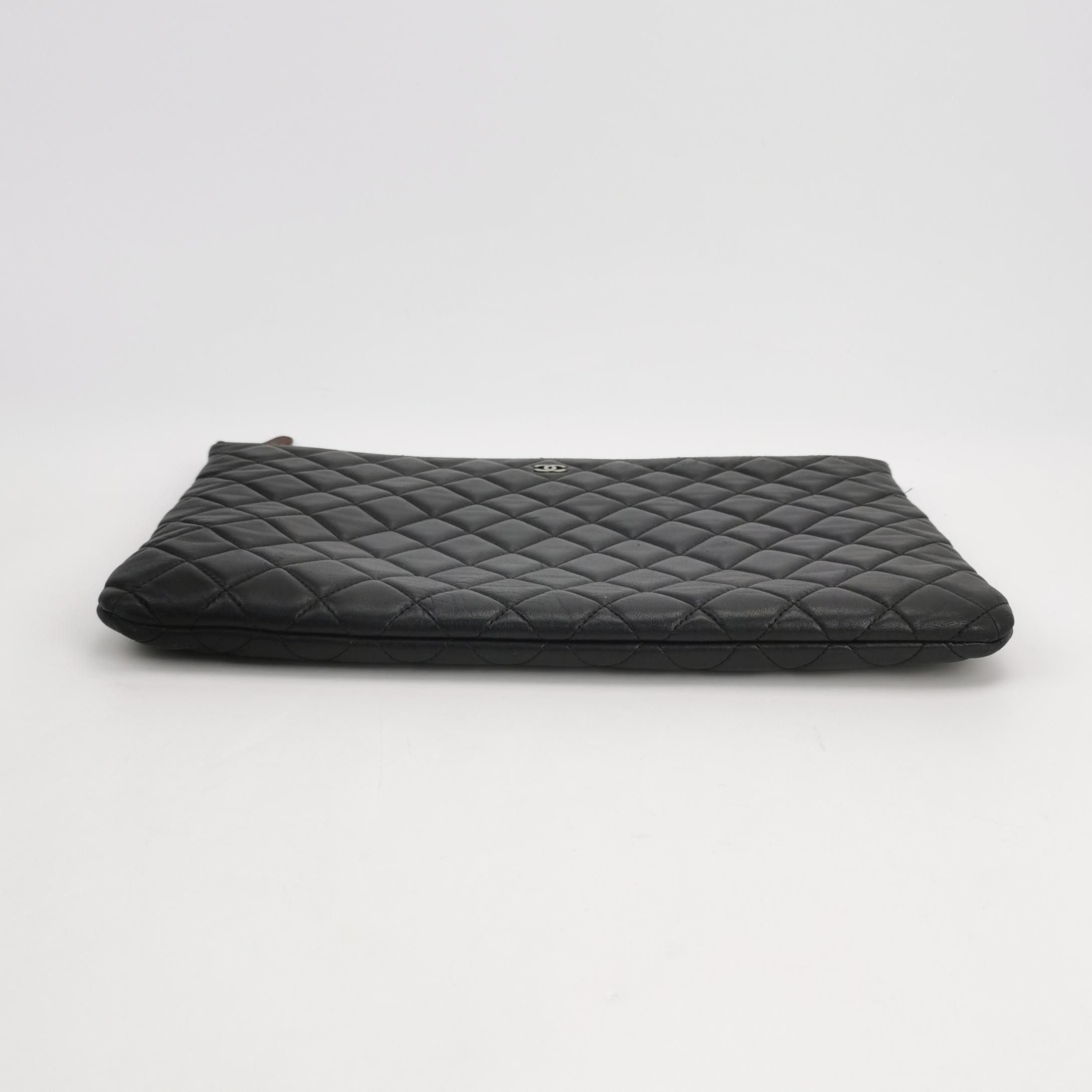 Chanel Chanel Women os Clutches Size ONE SIZE - 5 Thumbnail