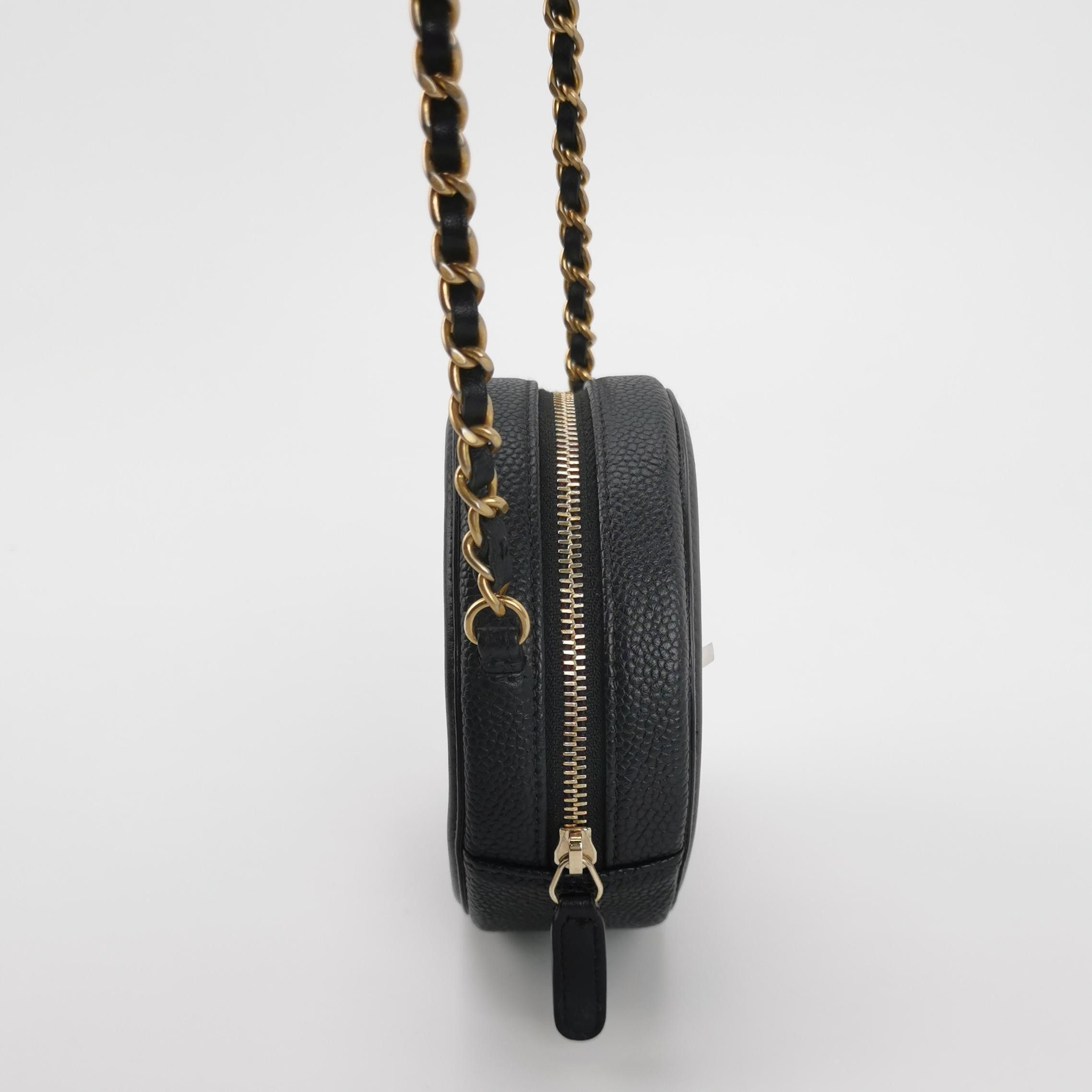 Chanel Chanel Women os Shoulder Bags Size ONE SIZE - 4 Thumbnail
