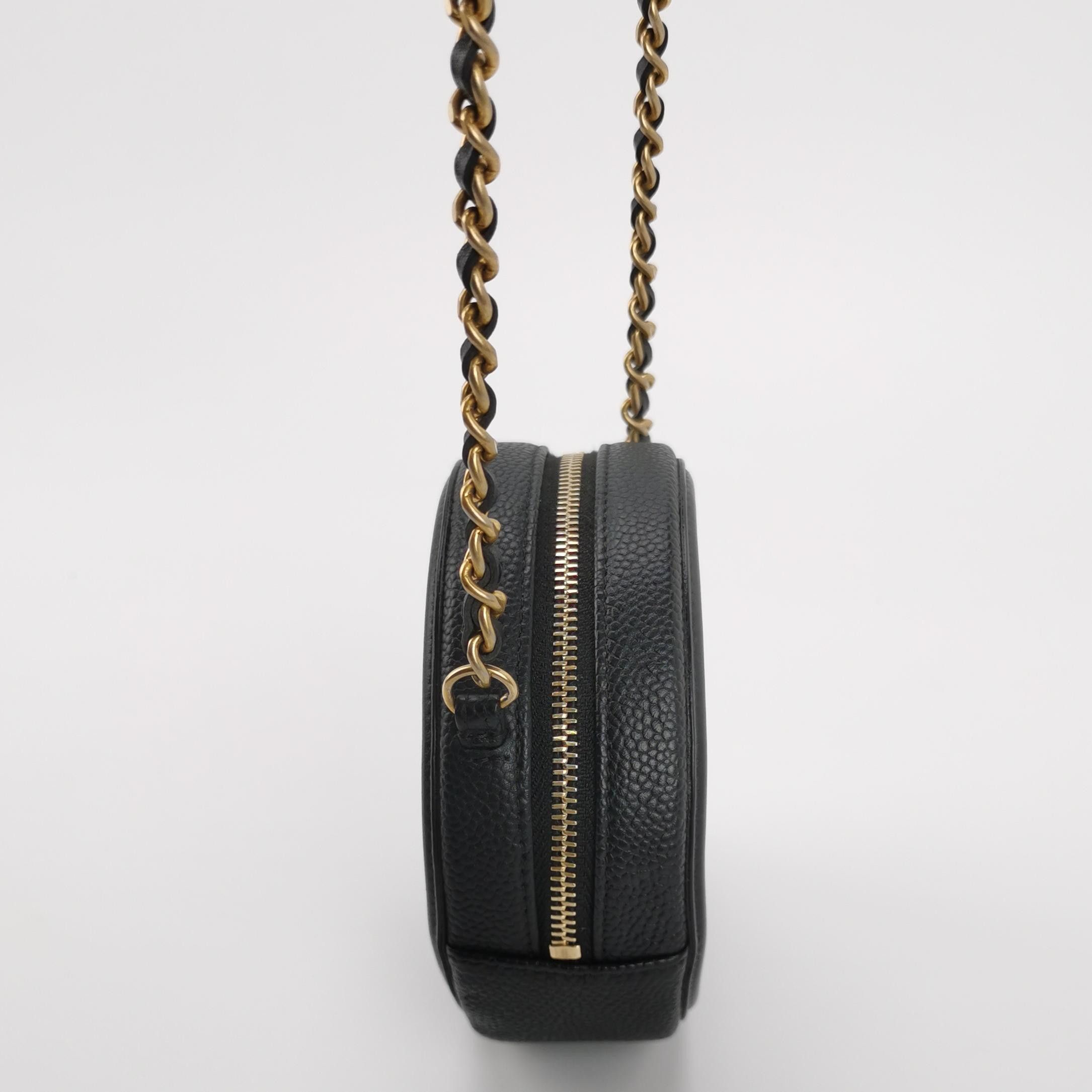 Chanel Chanel Women os Shoulder Bags Size ONE SIZE - 3 Thumbnail