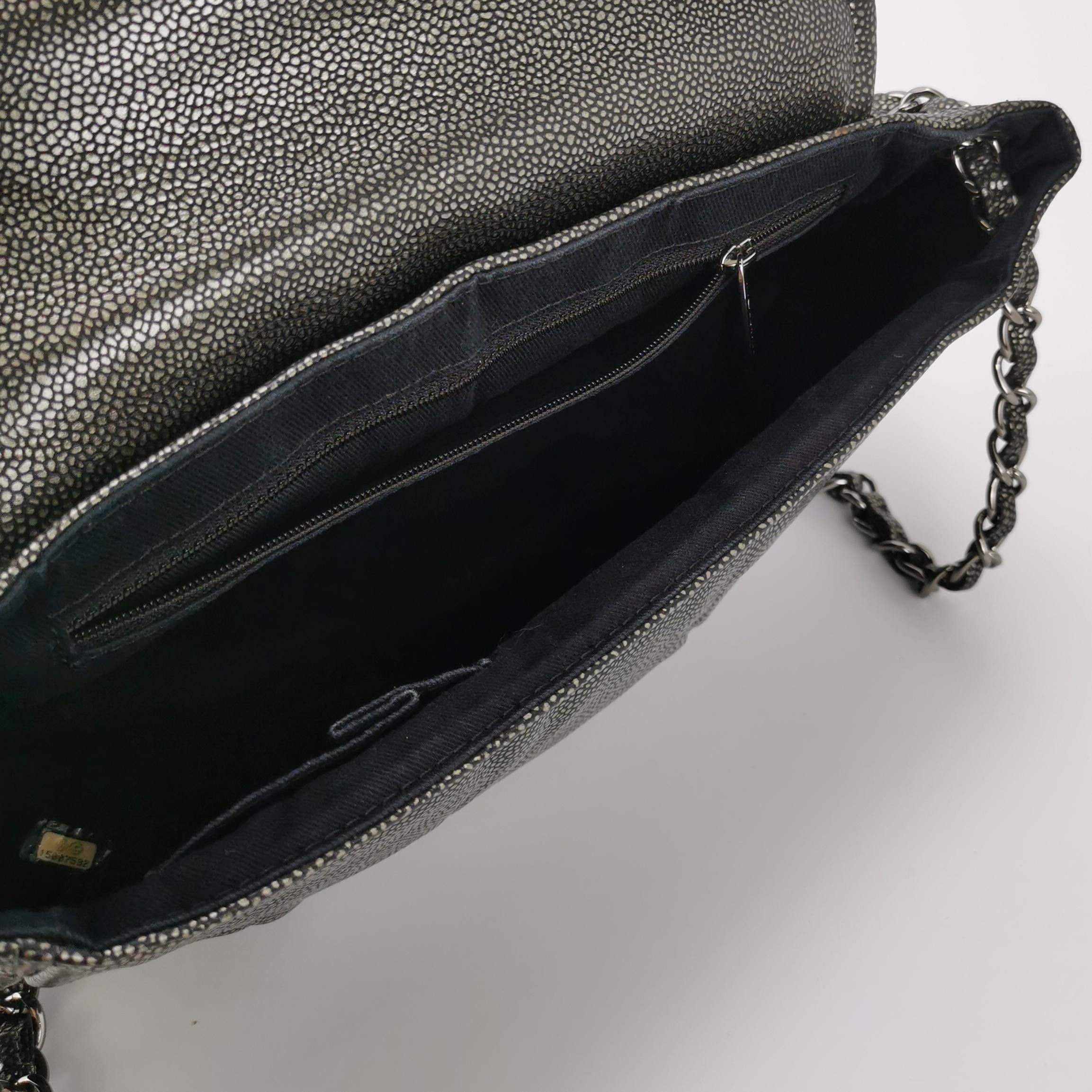 Chanel Chanel Women os Shoulder Bags Size ONE SIZE - 7 Thumbnail