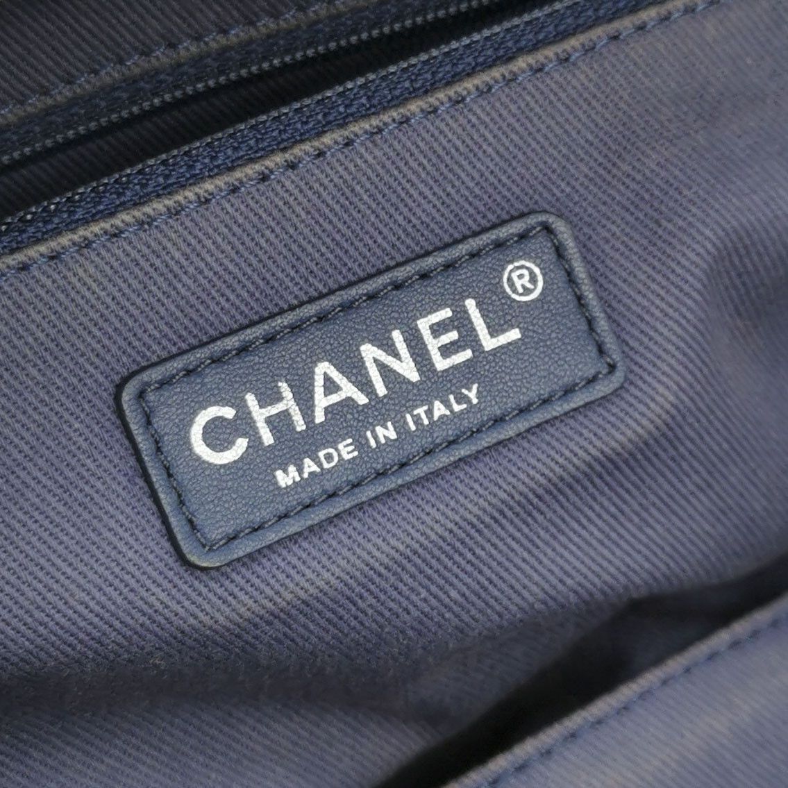 Chanel Chanel Women os Shoulder Bags Size ONE SIZE - 8 Thumbnail