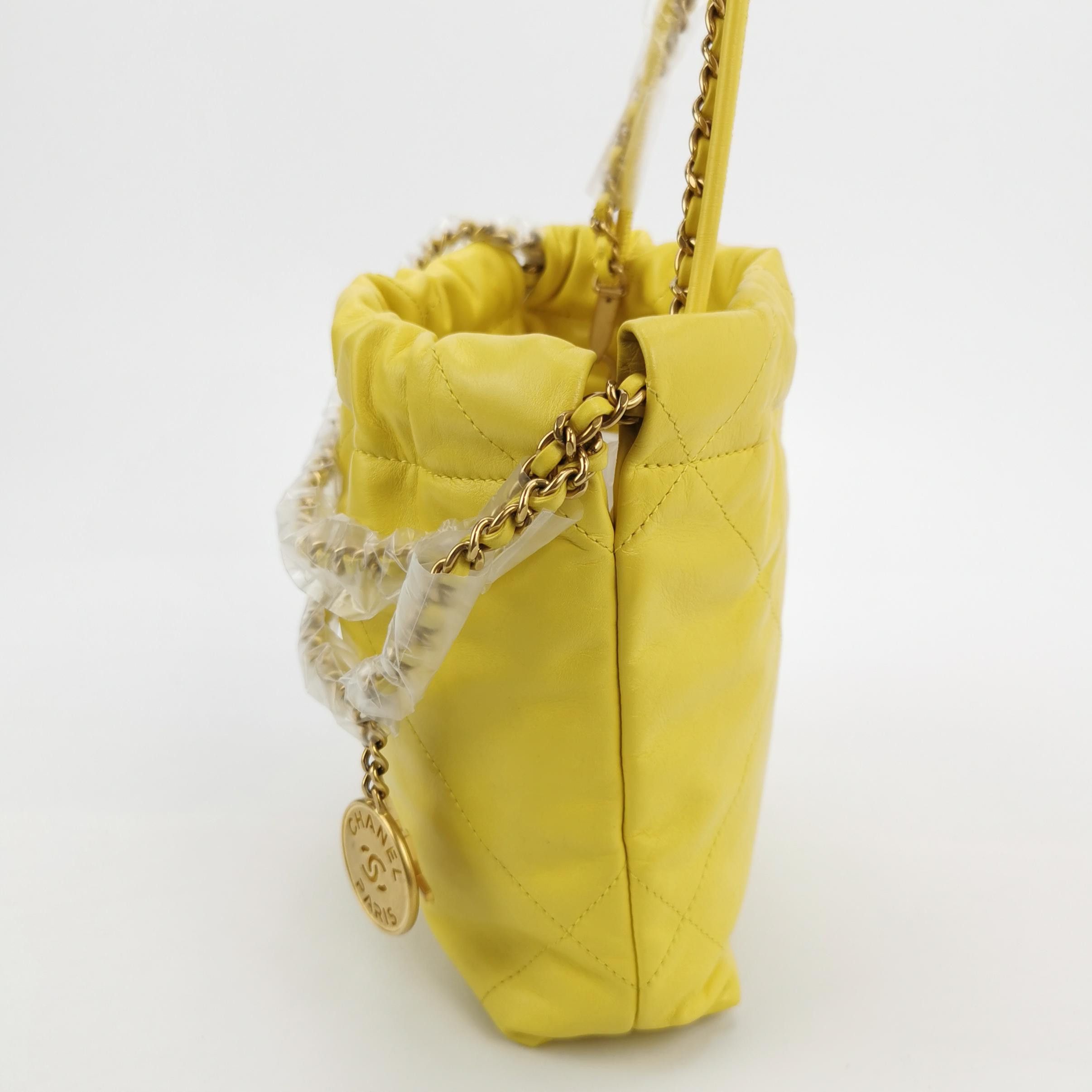 Chanel Chanel Women os Shoulder Bags Size ONE SIZE - 3 Thumbnail