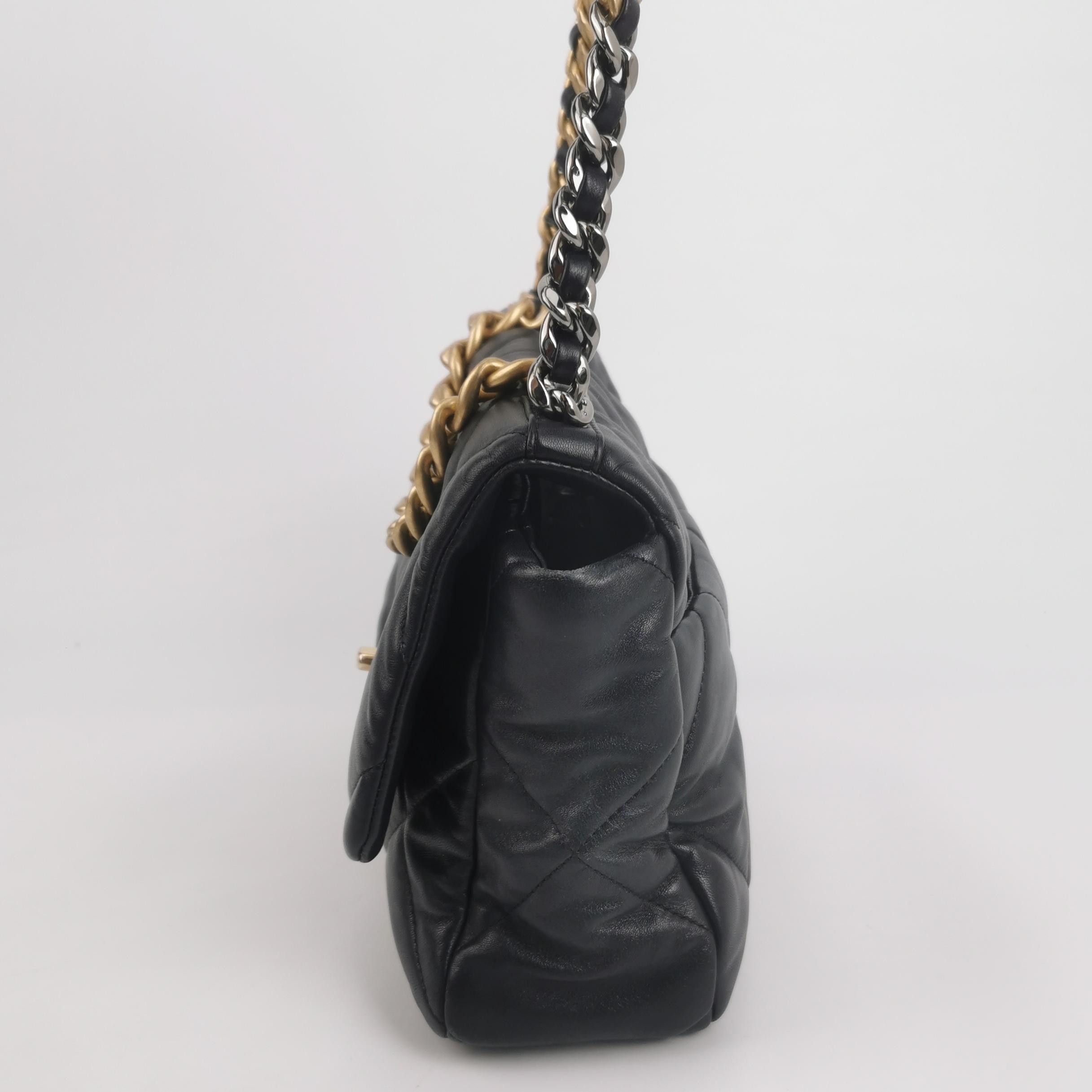 Chanel Chanel Women os Shoulder Bags Size ONE SIZE - 3 Thumbnail