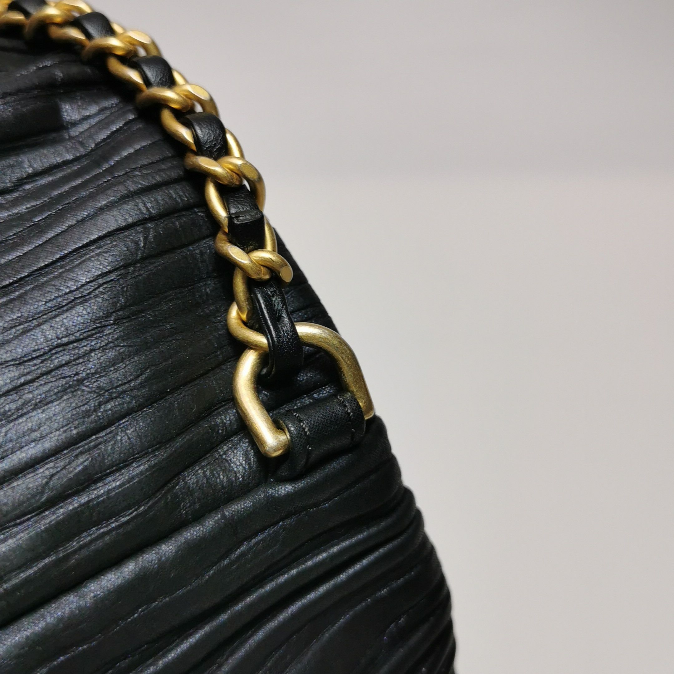 Chanel Chanel Women os Crossbody Bags Size ONE SIZE - 14 Thumbnail
