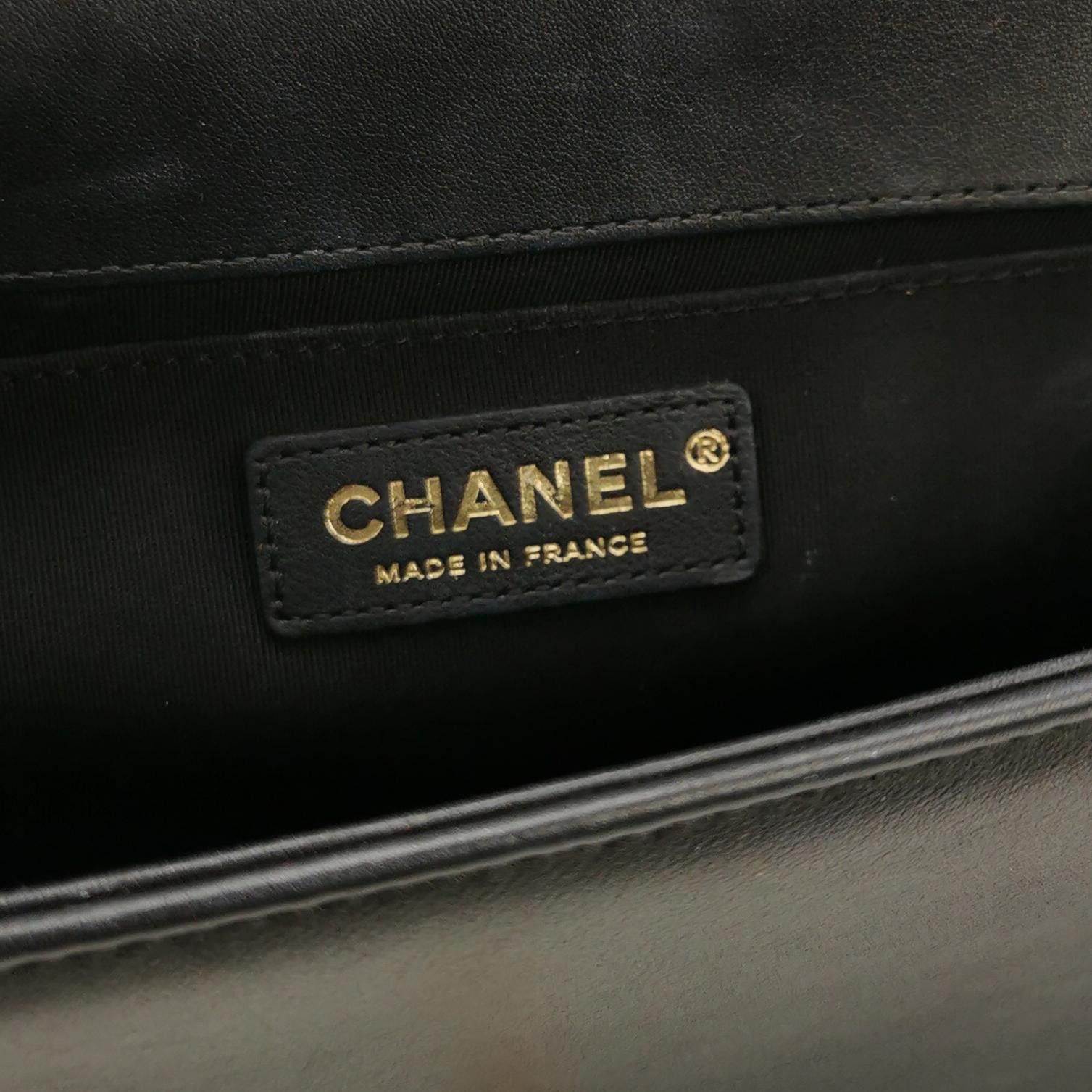 Chanel Chanel Women os Shoulder Bags Size ONE SIZE - 8 Thumbnail
