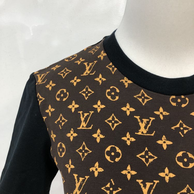 Louis Vuitton Louis Vuitton Monogram Pocket T-Shirt Size S Size US S / EU 44-46 / 1 - 6 Thumbnail