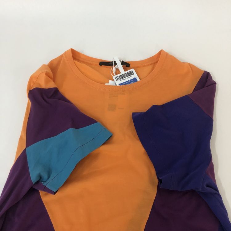 Louis Vuitton Louis Vuitton Colorblock T-Shirt Size S Size US S / EU 44-46 / 1 - 10 Thumbnail