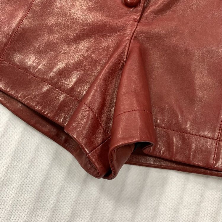 Louis Vuitton Louis Vuitton Lambskin Shorts Size 38 Size 27" / US 4 / IT 40 - 7 Thumbnail