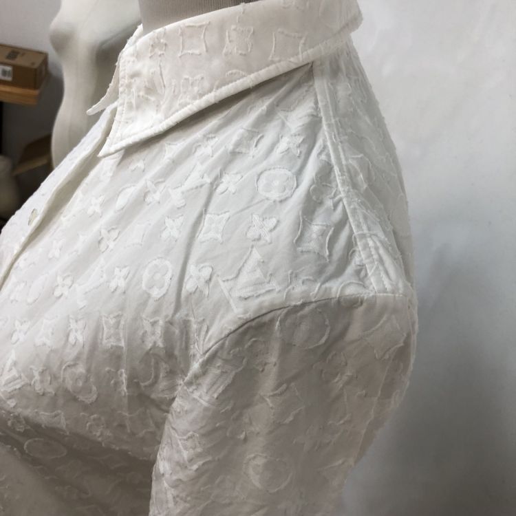 Louis Vuitton Louis Vuitton Monogram Textured Button Up Shirt Size 36 Size XS / US 0-2 / IT 36-38 - 6 Thumbnail
