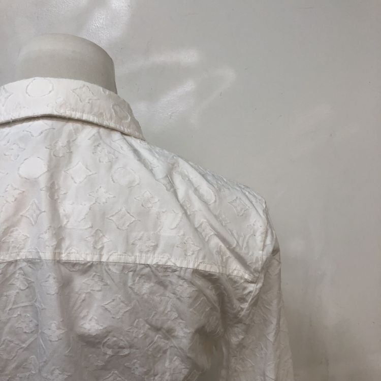 Louis Vuitton Louis Vuitton Monogram Textured Button Up Shirt Size 36 Size XS / US 0-2 / IT 36-38 - 7 Thumbnail