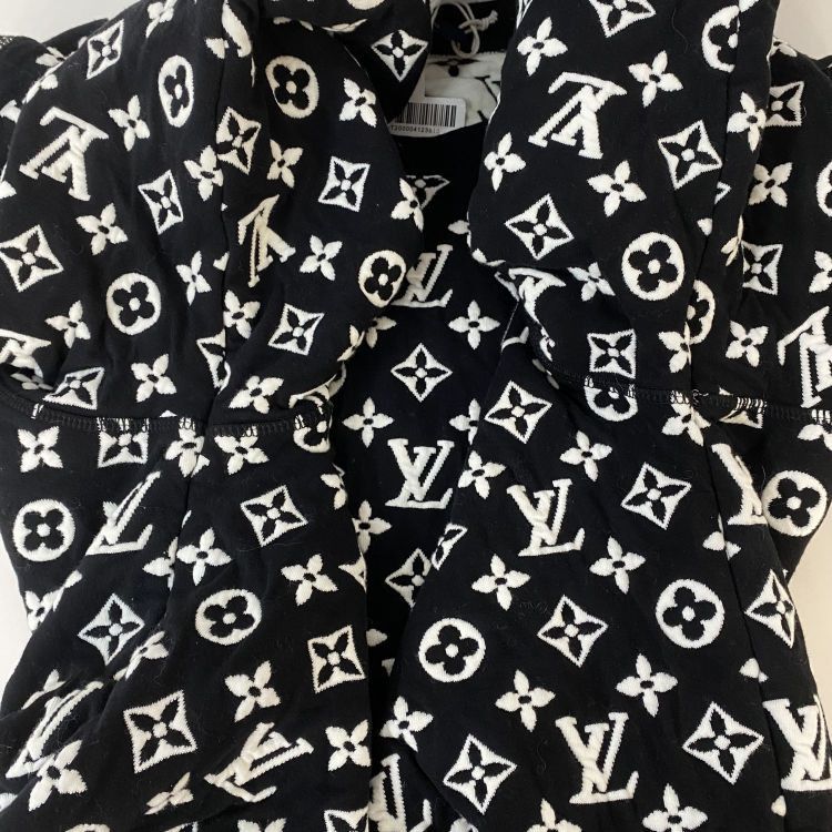 Louis Vuitton Louis Vuitton Monogram Sweater M Size US M / EU 48-50 / 2 - 10 Thumbnail