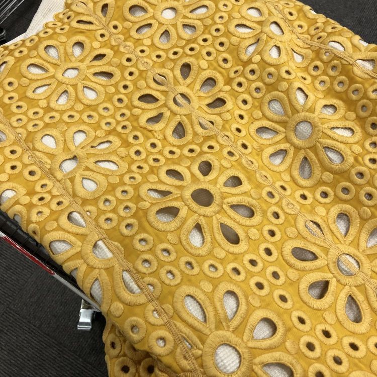 Louis Vuitton Louis Vuitton Yellow Floral Eyelet Coat Size 36 Size XS / US 0-2 / IT 36-38 - 8 Thumbnail