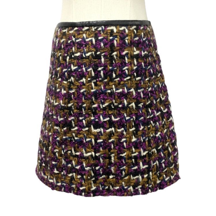 Louis Vuitton Louis Vuitton Multi-color Tweed Mini Skirt Size 36 Size 26" / US 2 / IT 38 - 2 Thumbnail