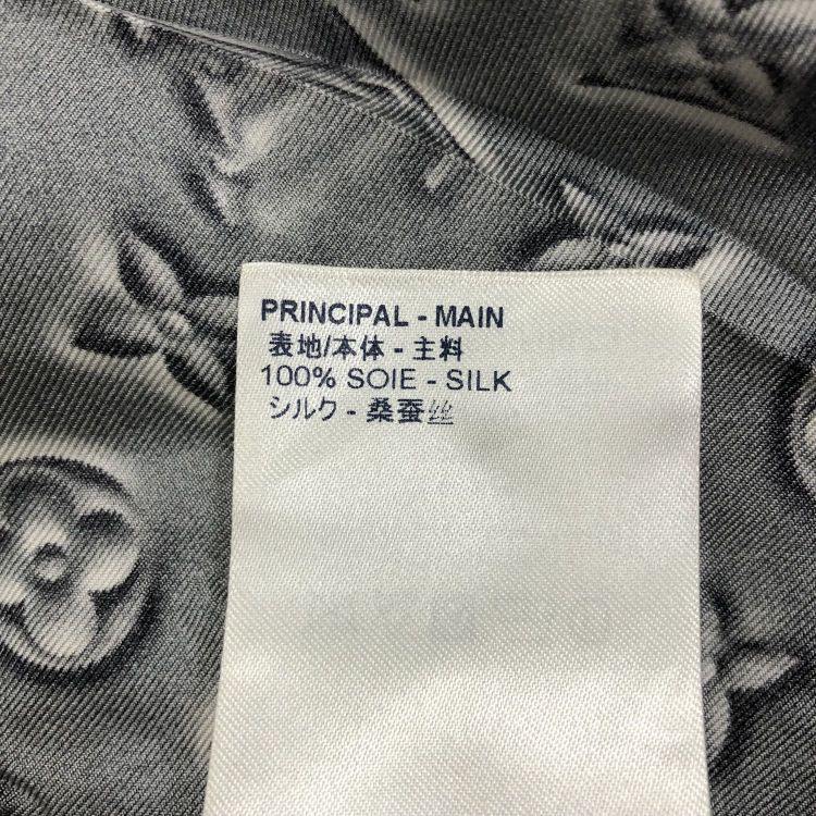 Louis Vuitton Louis Vuitton Monogram Silk Shirt Size S Size US S / EU 44-46 / 1 - 4 Thumbnail