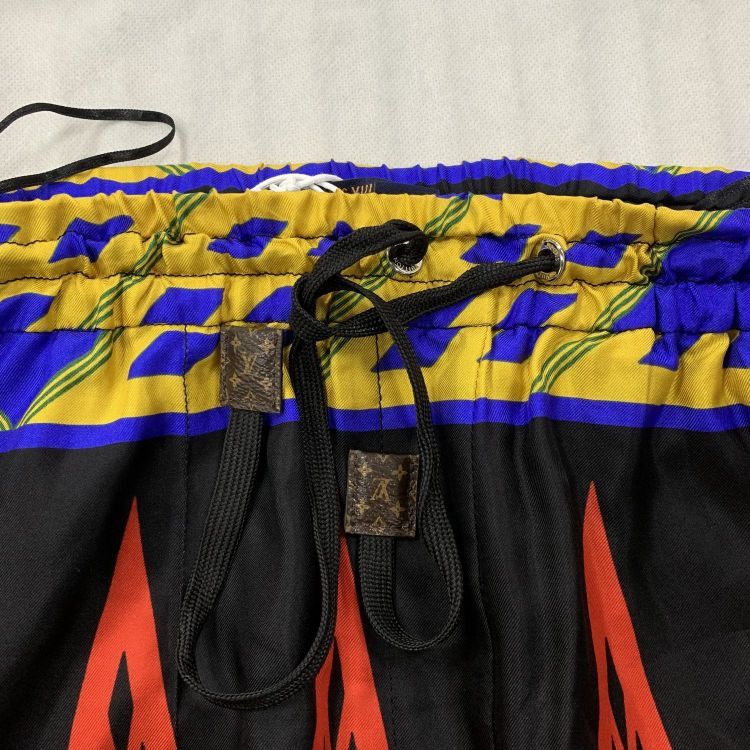Louis Vuitton Louis Vuitton Silk Patterned Pants Size 36 Size 25" / US 0 / IT 36 - 7 Thumbnail