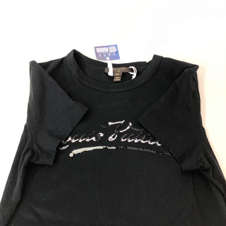 Louis Vuitton Louis Vuitton Sequin Logo T-Shirt Size XS Size XS / US 0-2 / IT 36-38 - 9 Thumbnail
