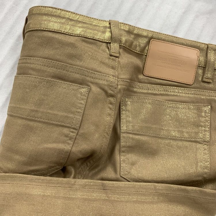 Louis Vuitton Louis Vuitton Gold Metallic Pants Size 38 Size 27" / US 4 / IT 40 - 5 Thumbnail