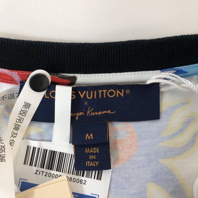 Louis Vuitton Louis Vuitton x Yayoi Kusama Graphic T-Shirt Size M Size US M / EU 48-50 / 2 - 3 Thumbnail