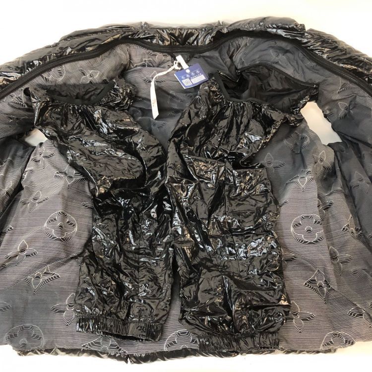 Louis Vuitton Louis Vuitton 2054 Puffer Vest US S Size US S / EU 44-46 / 1 - 13 Thumbnail