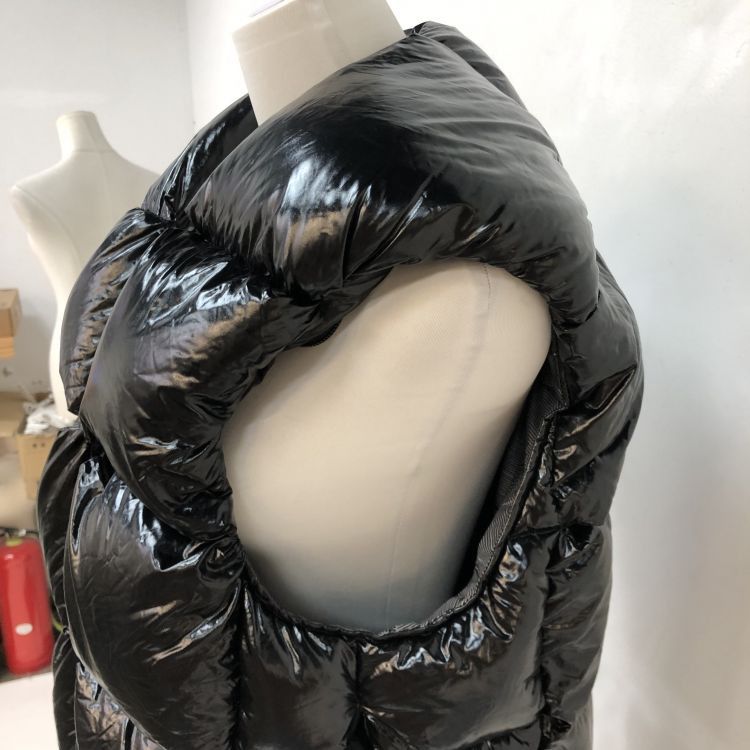 Louis Vuitton Louis Vuitton 2054 Puffer Vest US S Size US S / EU 44-46 / 1 - 11 Thumbnail