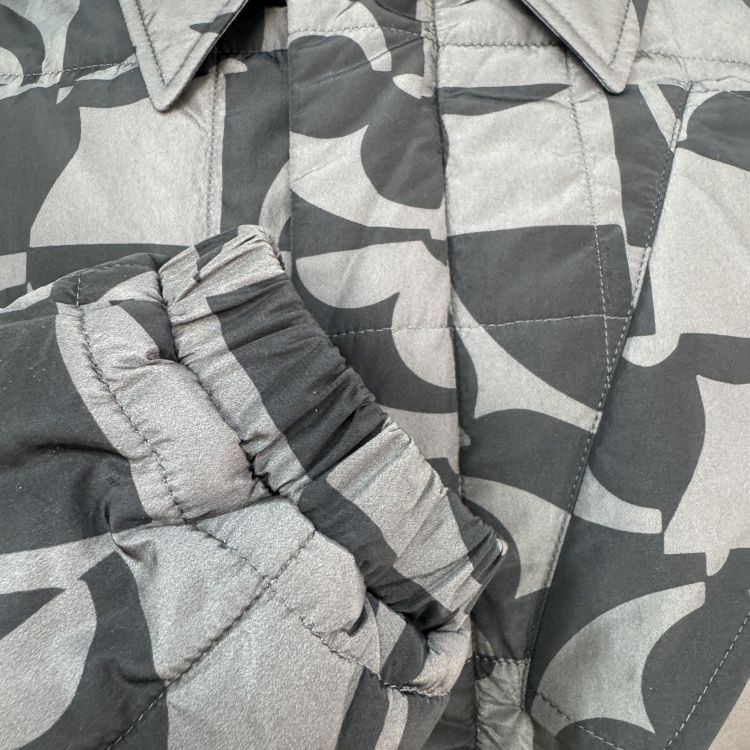 Louis Vuitton Louis Vuitton Monogram Quilted Jacket Size 46 Size US S / EU 44-46 / 1 - 6 Thumbnail