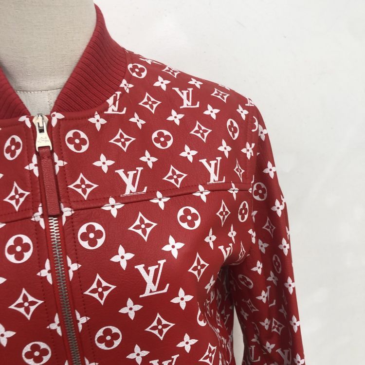 Louis Vuitton Louis Vuitton x Supreme Monogram Leather Jacket US S Size US S / EU 44-46 / 1 - 10 Thumbnail