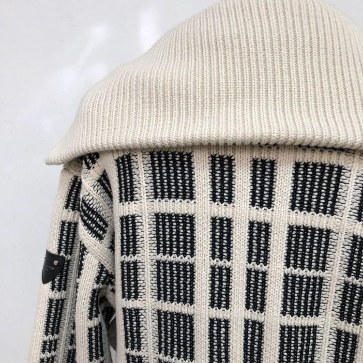 Louis Vuitton Louis Vuitton Grid Zip-Up Knit Jacket Size S Size US S / EU 44-46 / 1 - 10 Thumbnail