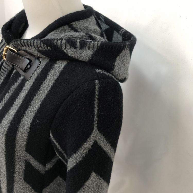 Louis Vuitton Louis Vuitton Geometric Stripe Toggle Coat Size 34 Size XS / US 0-2 / IT 36-38 - 6 Thumbnail