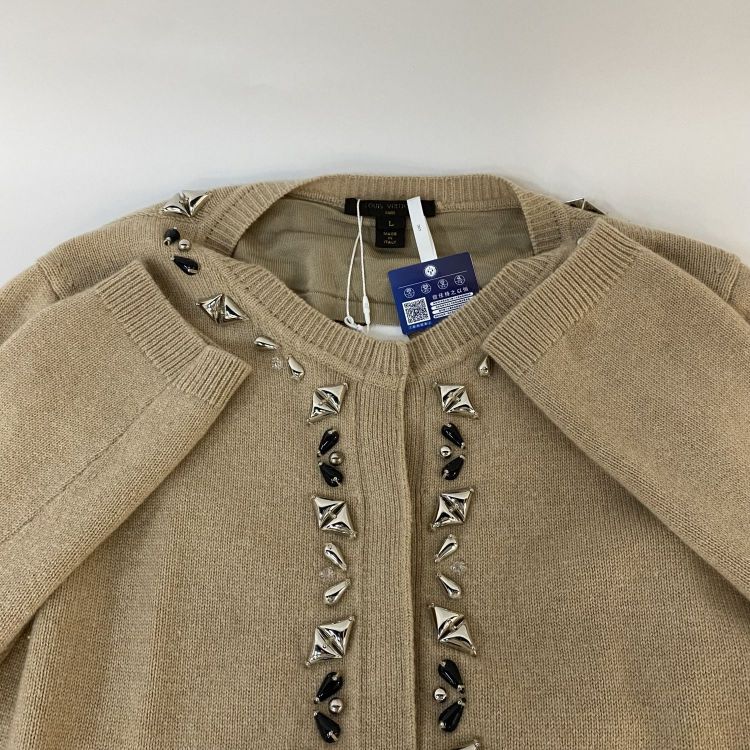 Louis Vuitton Louis Vuitton Embellished Cardigan Size L Size L / US 10 / IT 46 - 9 Thumbnail