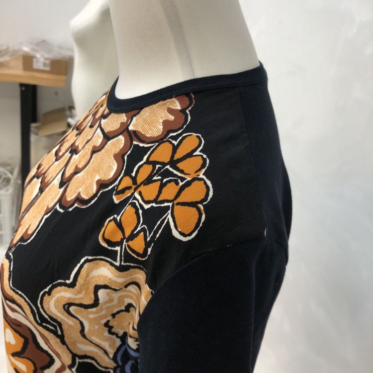 Louis Vuitton Louis Vuitton Floral Silk Panel T-Shirt Size M Size M / US 6-8 / IT 42-44 - 6 Thumbnail