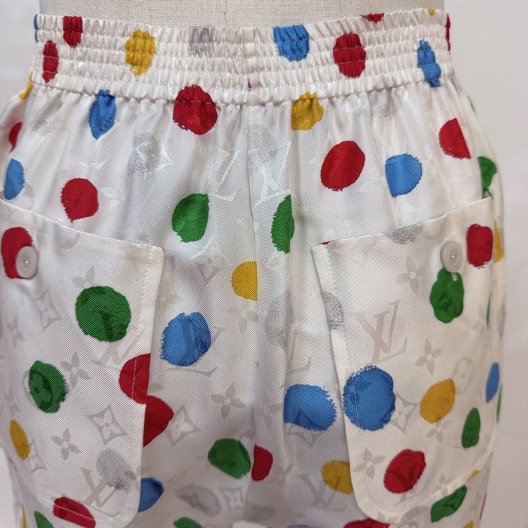 Louis Vuitton Louis Vuitton x Yayoi Kusama Polka Dot Shorts Size 34 Size 25" / US 0 / IT 36 - 8 Thumbnail
