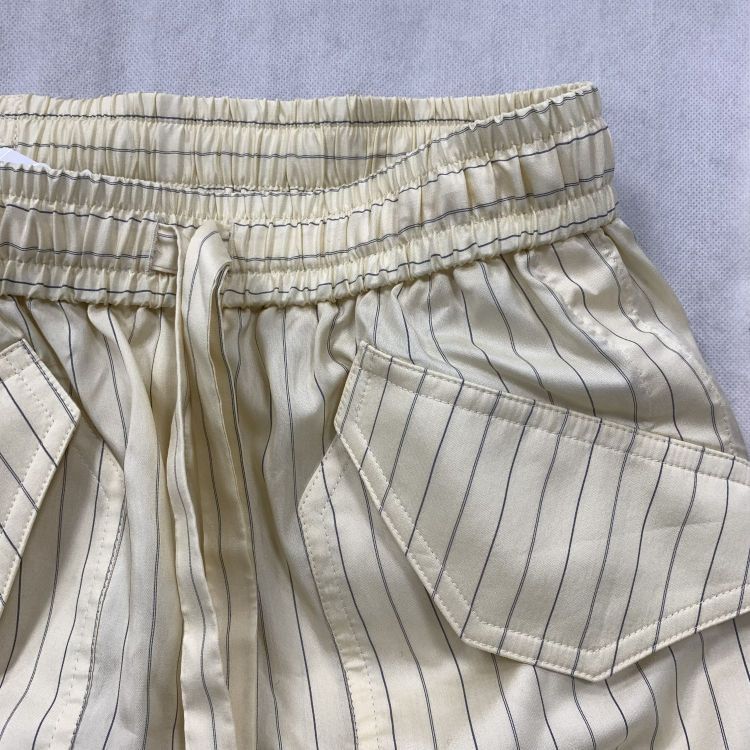 Louis Vuitton Louis Vuitton Striped Silk Shorts Size 34 Size 25" / US 0 / IT 36 - 6 Thumbnail