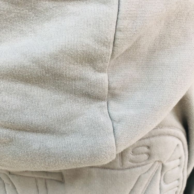 Louis Vuitton Louis Vuitton Embossed Logo Hoodie Size S Size US S / EU 44-46 / 1 - 5 Thumbnail