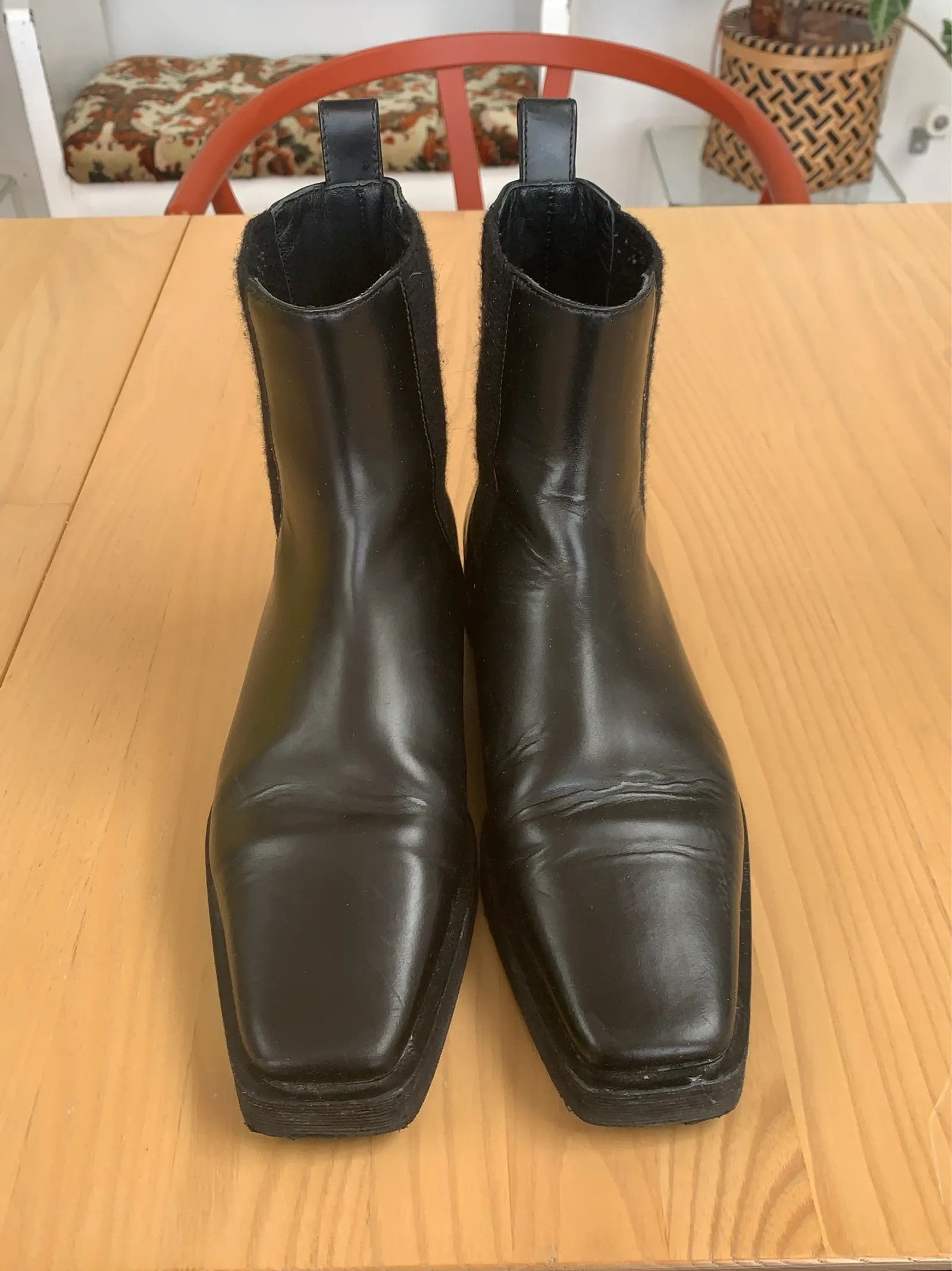 Toteme Toteme Chelsea Boots Size US 7 / IT 37 - 2 Thumbnail
