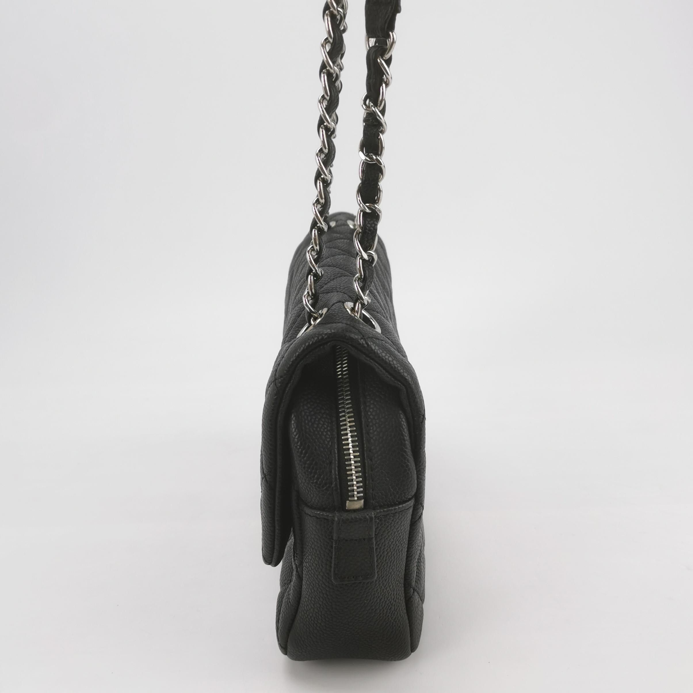 Chanel Chanel Women os Shoulder Bags Size ONE SIZE - 3 Thumbnail