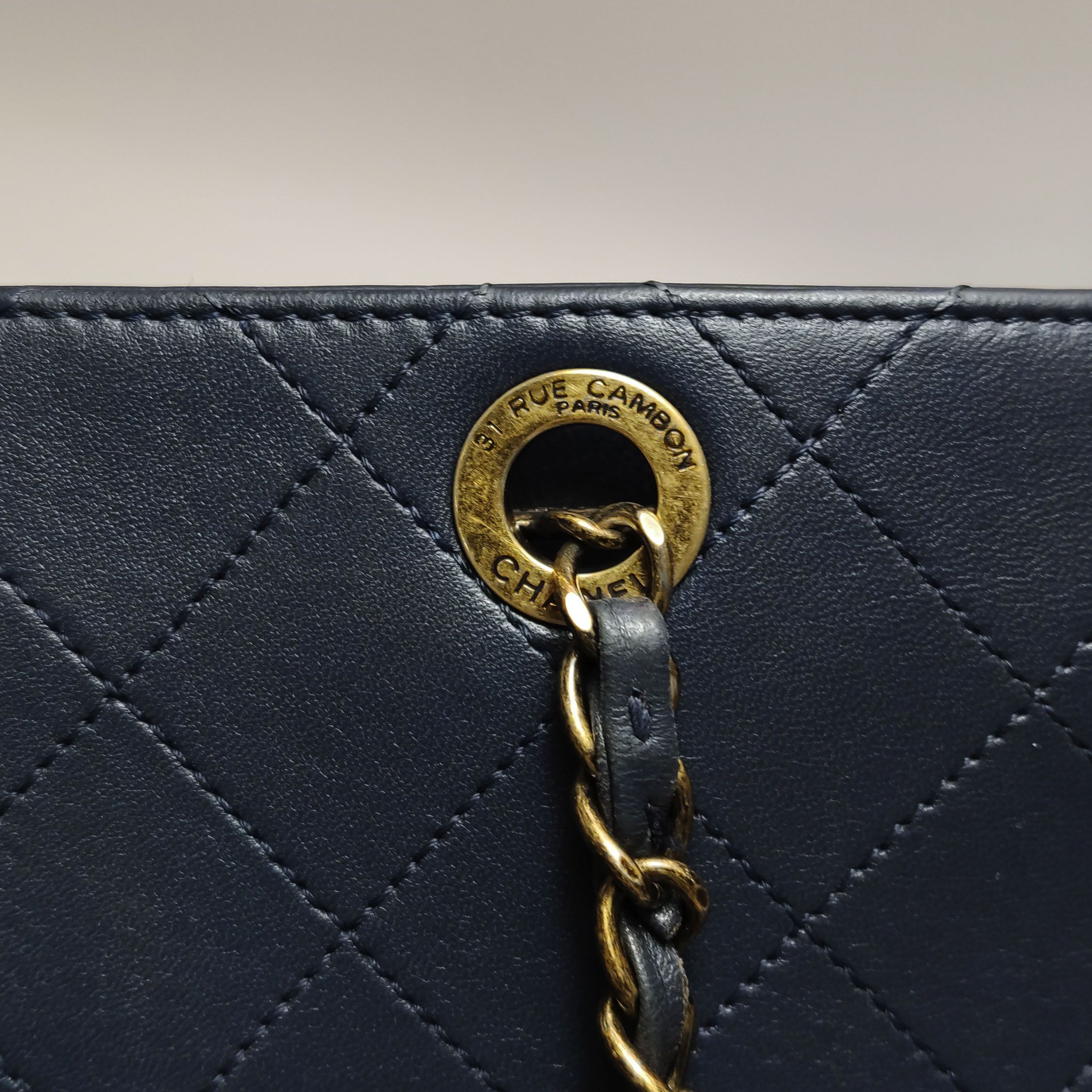 Chanel Chanel Women os Shoulder Bags Size ONE SIZE - 14 Thumbnail