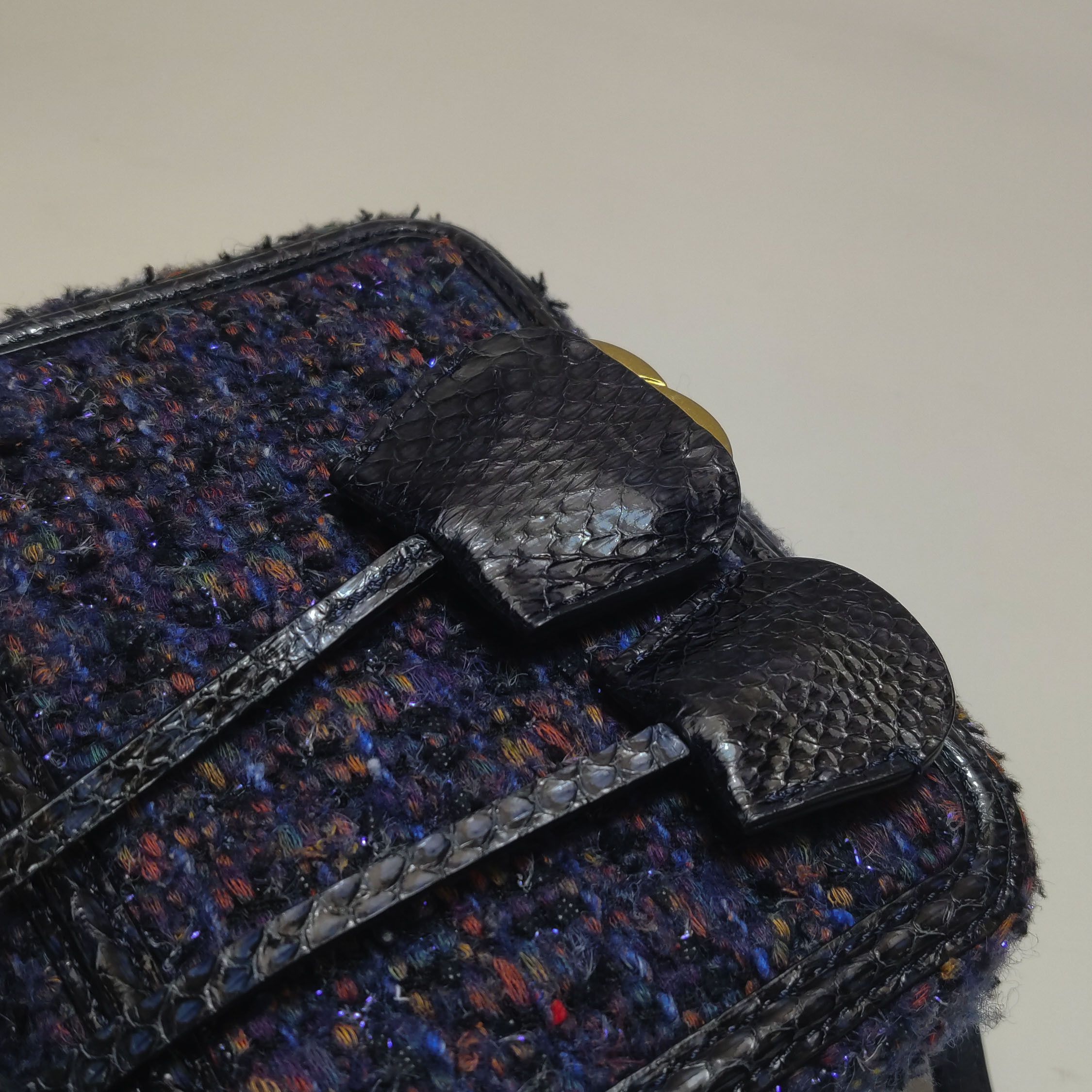 Chanel Chanel Women os Crossbody Bags Size ONE SIZE - 15 Thumbnail