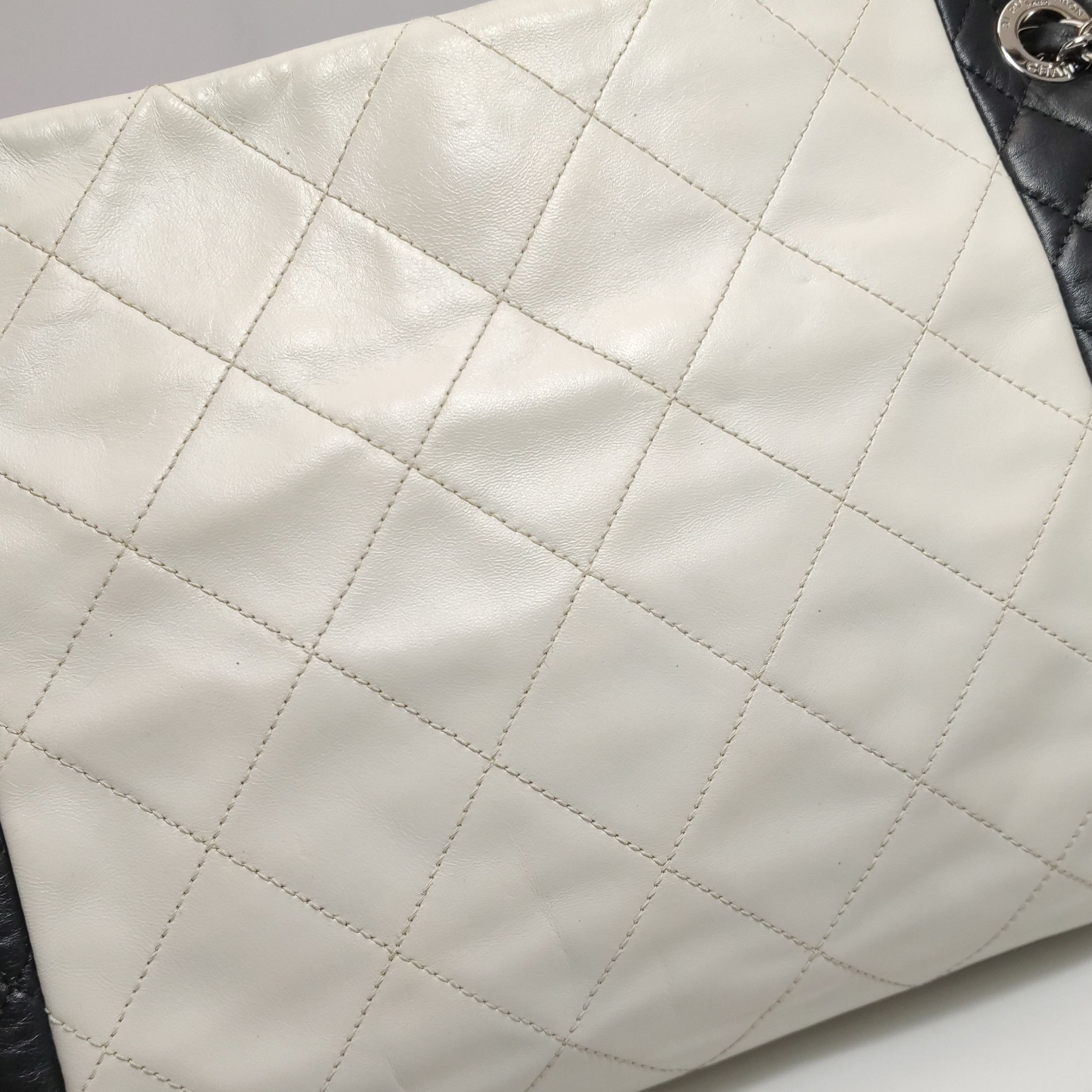 Chanel Chanel Women os Shoulder Bags Size ONE SIZE - 24 Thumbnail